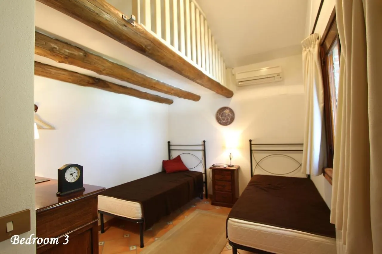 Casa de Férias Villa Etna Mare - Pool Villa In Peaceful Location With Breathtaking Views Of The Sea, Mt Etna & Taormina -