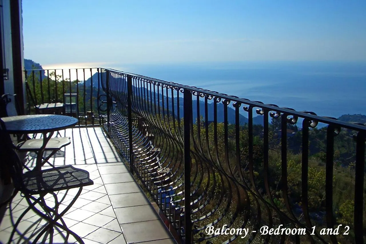 Villa Etna Mare - Pool Villa In Peaceful Location With Breathtaking Views Of The Sea, Mt Etna & Taormina - 0*,