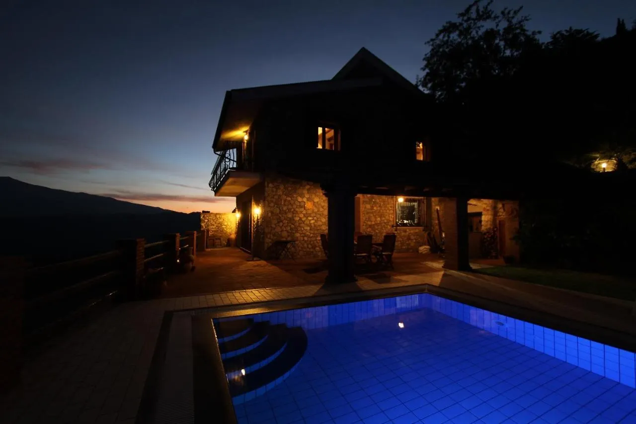 Villa Etna Mare - Pool Villa In Peaceful Location With Breathtaking Views Of The Sea, Mt Etna & Taormina -